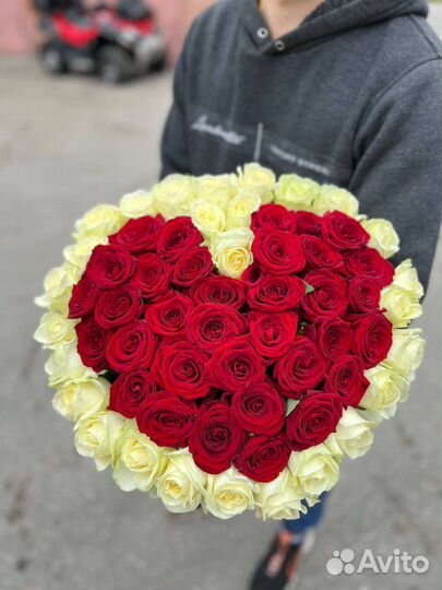 Букет из роз в виде сердца. Розы с доставкой