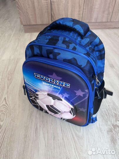 Школьный рюкзак