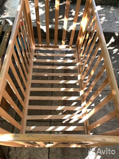 Детская кровать с матрасом