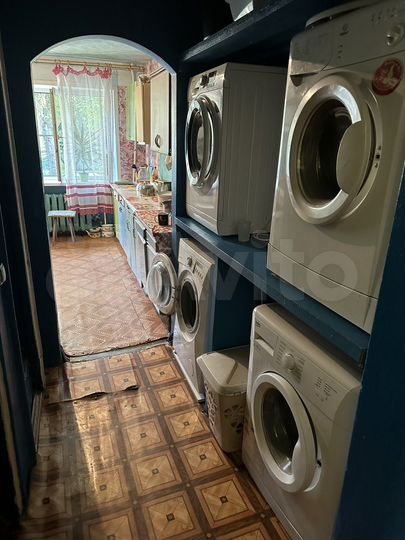 Комната 11 м² в 5-к., 1/3 эт.