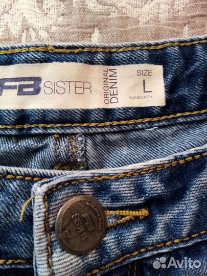 Джинсовые шорты