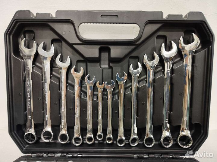 Набор инструментов 61 предмет