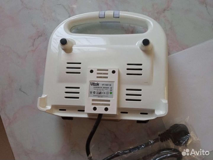 Сендвичница бутербродница Vitek