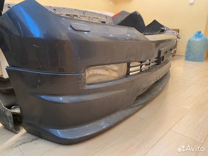 Бампер Toyota Land Cruiser 200