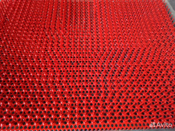 Порошковая покраска саморезов метизов болтов