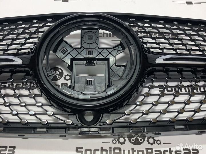 Решётка радиатора GLE A1678888900 новая