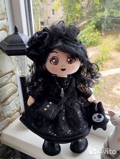 Текстильная интерьерная кукла Уэнсдэй