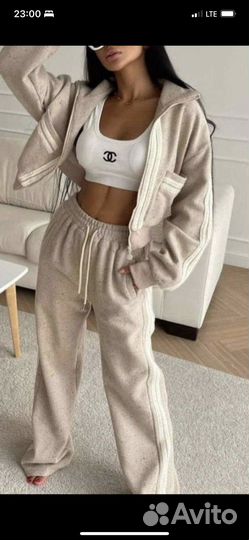 Костюм весна - осень размер 46-48