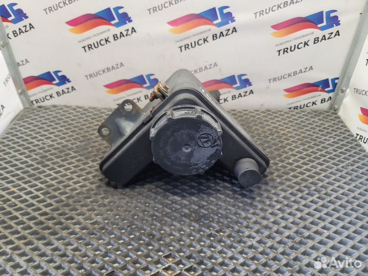 0004666502 Бачок гура Mercedes-Benz Atego