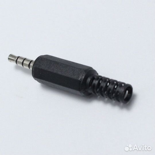 Штекер 3.5jack (4 к.) под пайку пластиковый