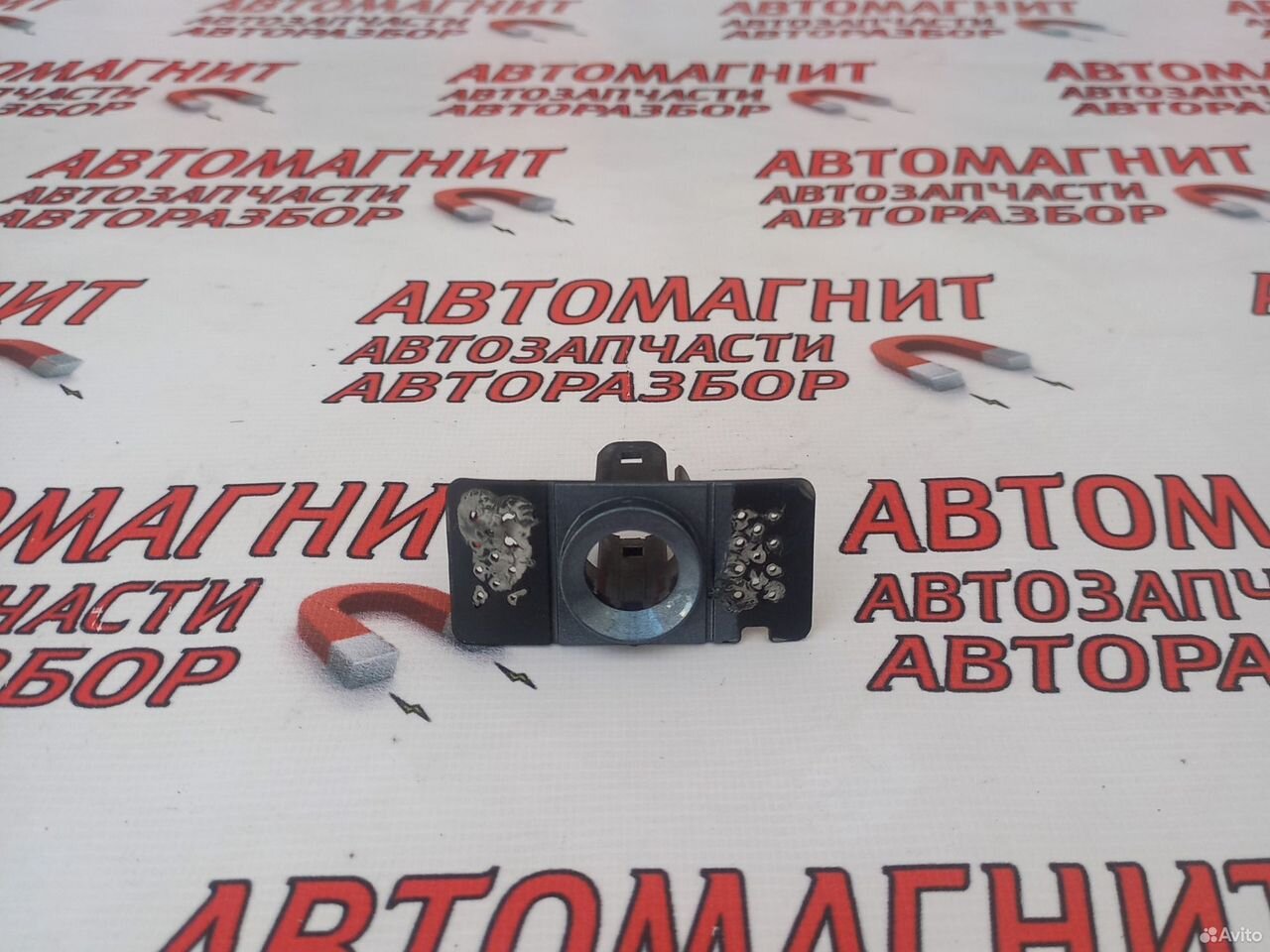 Кронштейн датчика парктроника Exeed LX