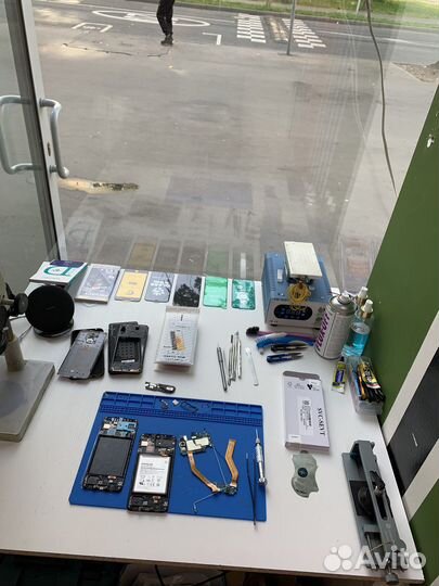 Ремонт iPhone Samsung Xiaomi Honor