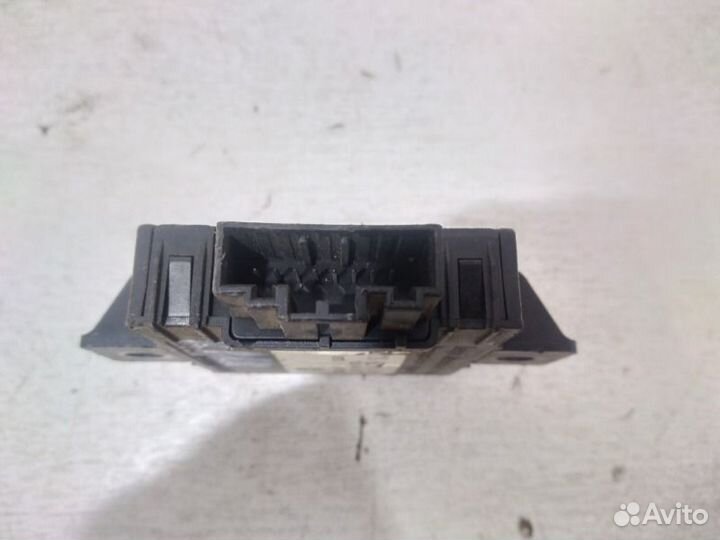 Блок управления противоугонной системы передний