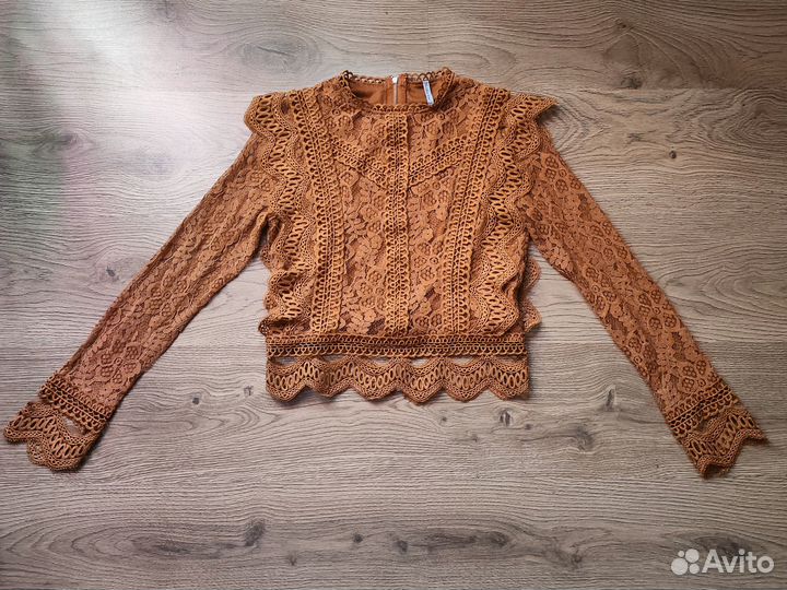 Кружевная блузка