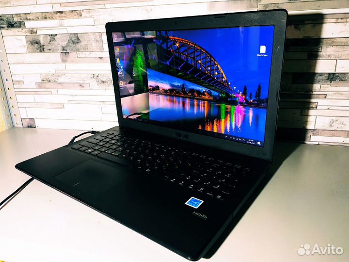 Asus X551M - Celeron 3 поколения \ 2 Озу \ 500 HDD