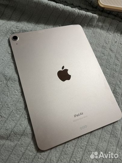 iPad air 5 2022 m1 64 gb