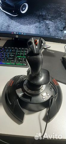 Джойстик Thrustmaster T Flight Stick X