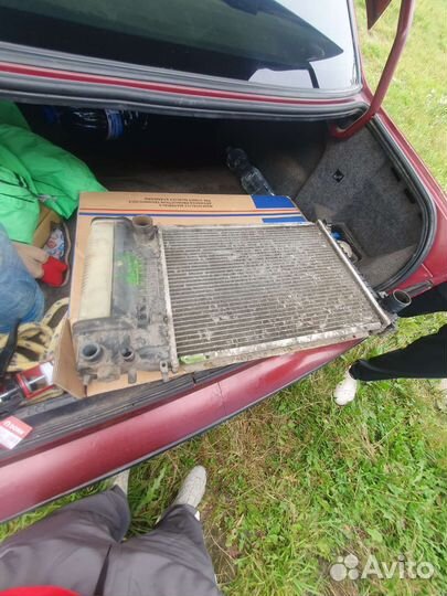 Радиатор на bmw е 34