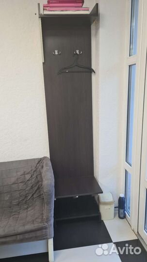 Вешалка в прихожую с обувницей