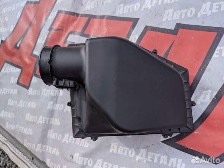 Корпус воздушного фильтра BMW 5 G30 2017