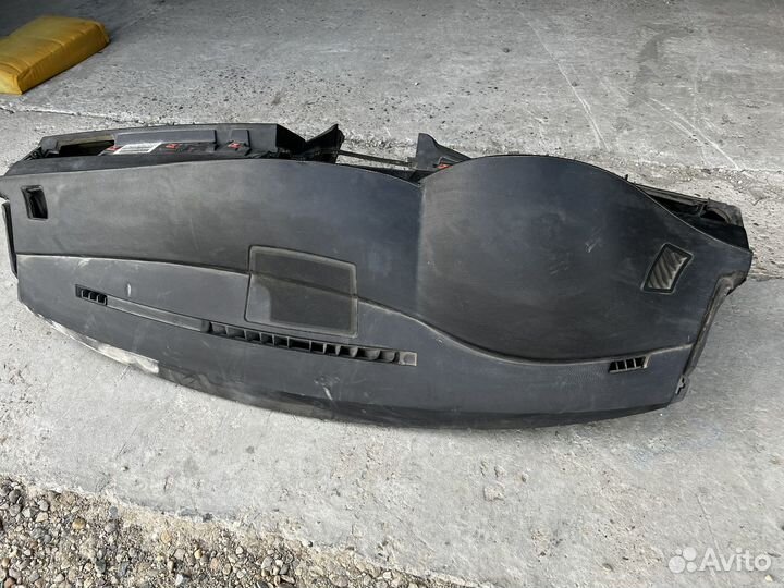 Торпедо со строчкой bmw 5 e60/e61