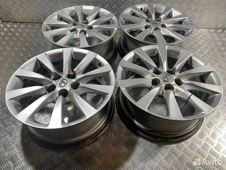 Комплект литых дисков R18x7.5 5x120 Lexus LS 4