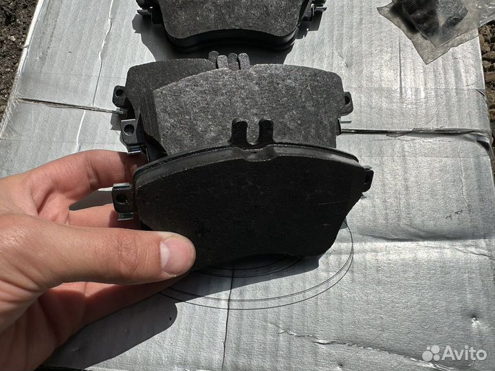Тормозные колодки Мерседес w176 a180 a200