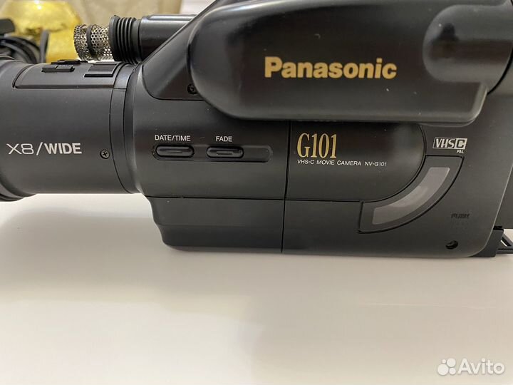 Видеокамера Panasonic x8