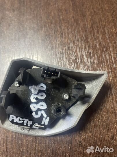 Кнопка руля Опель Астра Н