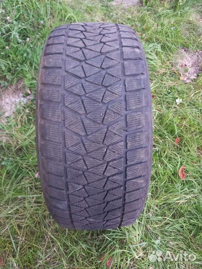 Bridgestone Blizzak DM-V2 285/50 R20 112T