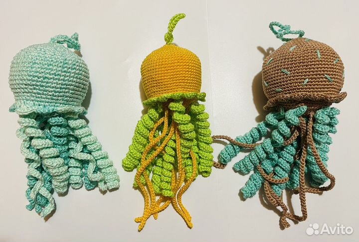 Вязаная медуза тактильная