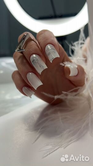 Мастер маникюра и педикюра