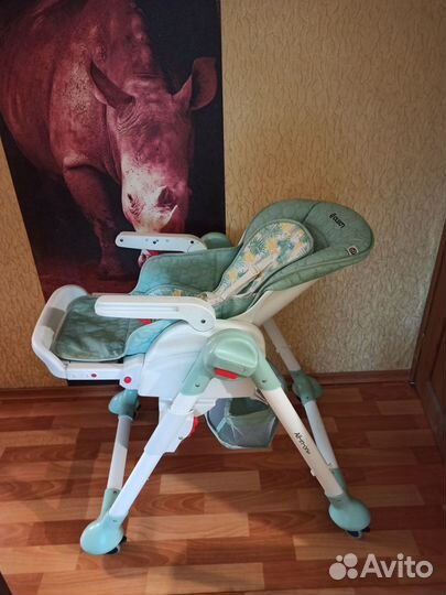 Детский стульчик для кормления olsson