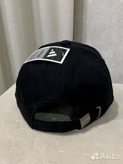 Кепка adidas для унисекс