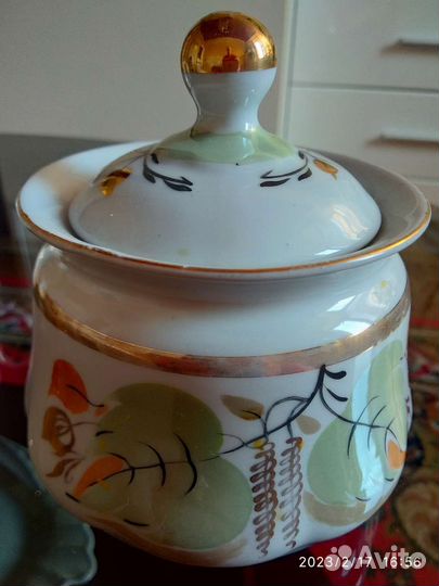 Сахарницы молочники