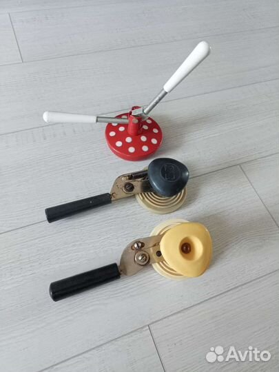 Машинка для закатывания банок