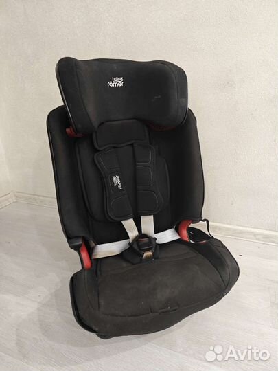 Автокресло Britax Roemer Advansafix IV M