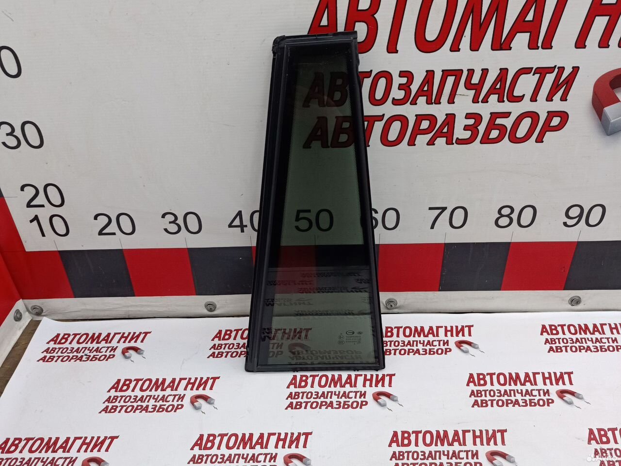 Форточка двери задняя правая GAC Gs8 ll