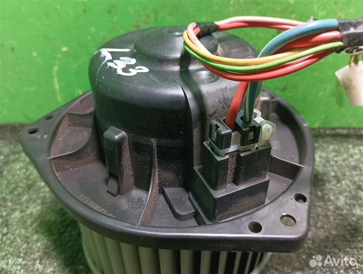 Моторчик печки Suzuki Ignis 2007