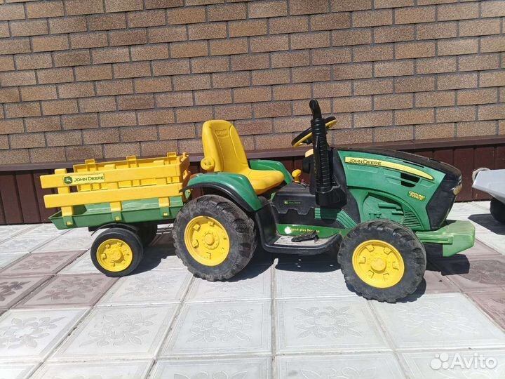 Peg perego трактор