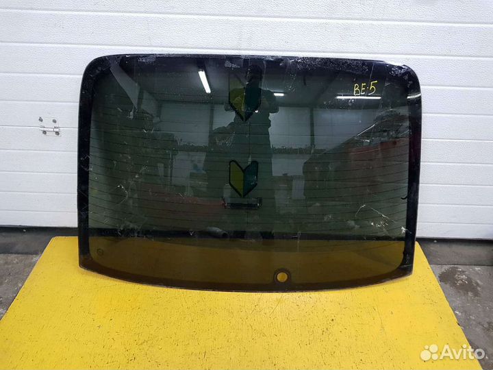 Стекло заднее Subaru Legacy, BE5