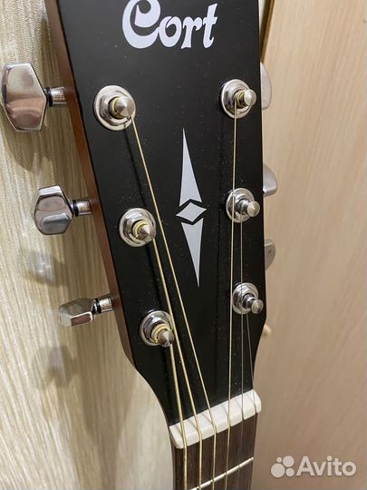 Акустическая гитара Cort