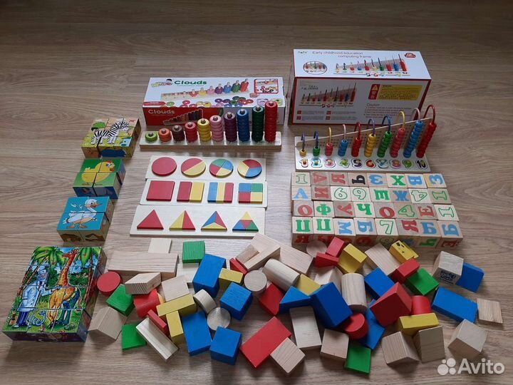 Развивающие игрушки,кубики,пазлы,пособия и др