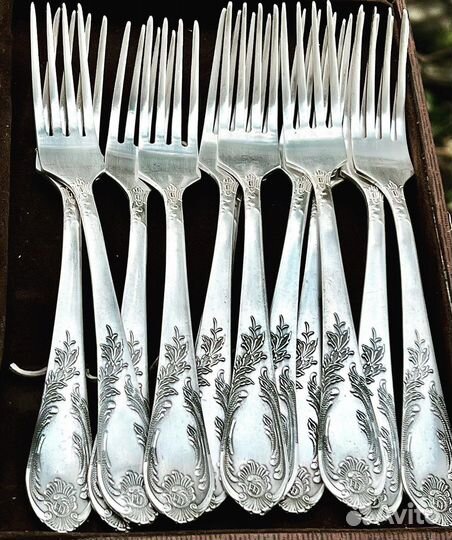 Мельхиоровые 12 вилок новые Зиш Классик столовые