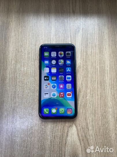 iPhone Xr, 64 ГБ