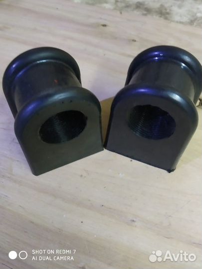 Втулки перед стабилизатора Jeep Grand Cherokee wj
