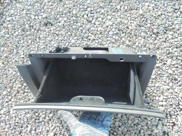 Бардачок Toyota Camry Gracia MCV25 2MZ-FE 2001/6