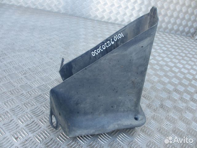 Кожух рулевой колонки Scania 1735822