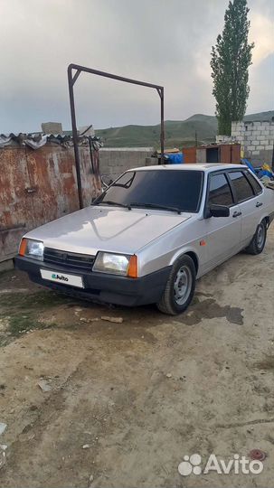 ВАЗ 21099 1.5 МТ, 2003, 200 800 км