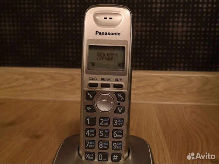 Телефон Panasonic домашний модель KX-TG2511